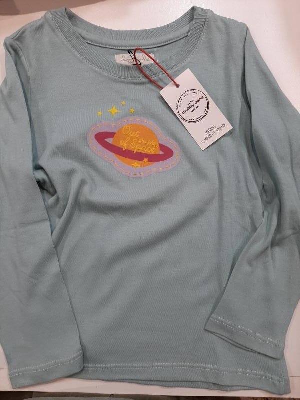 REMERA MANGA LARGA "SPACE" T.04