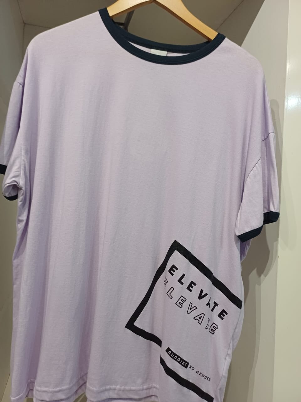 REMERA ELEVATE LILA T18