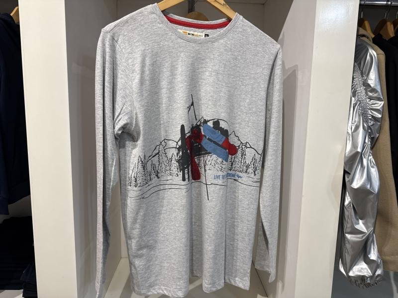 REMERA M/L EST FOTO NIÑO T.18