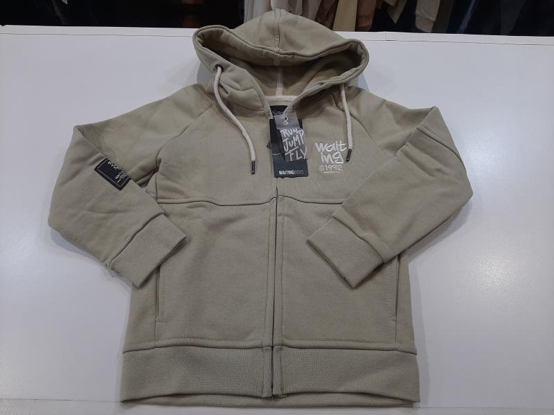 CAMPERA RANGLAN C RECORTES RELAXED T.06